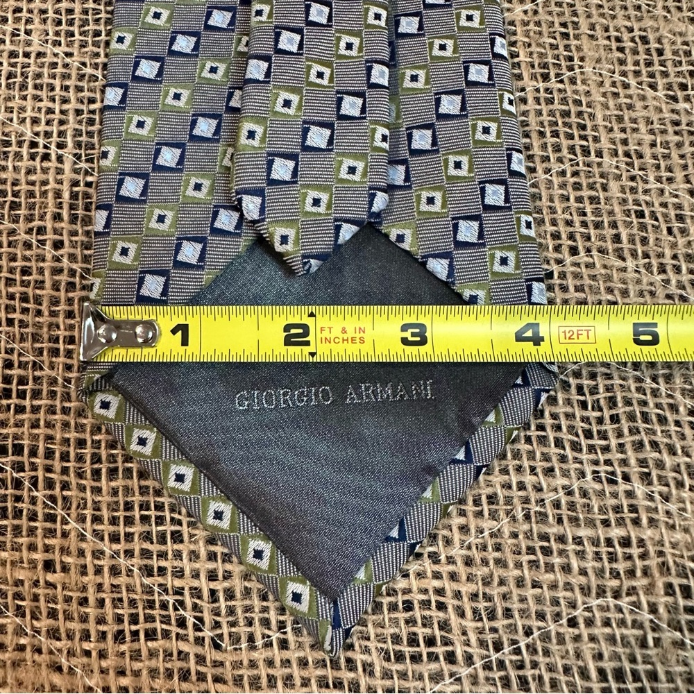Giorgio Armani 100% Silk Checked Pattern Tie  Navy Green & Cream 4 X 60 inches - Picture 4 of 8